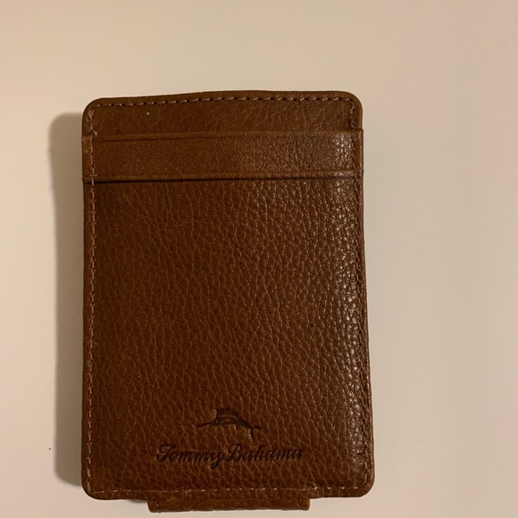 tommy bahama wallet